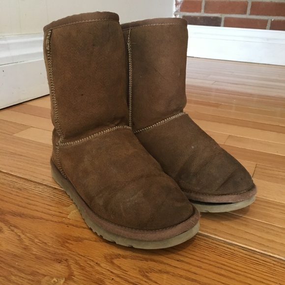 Womans Ugg 5825 Leather Slip-on Short Boots 6 W - Picture 2 of 7